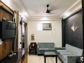 85 The Ganges 2 BHK Apartment for Homestay